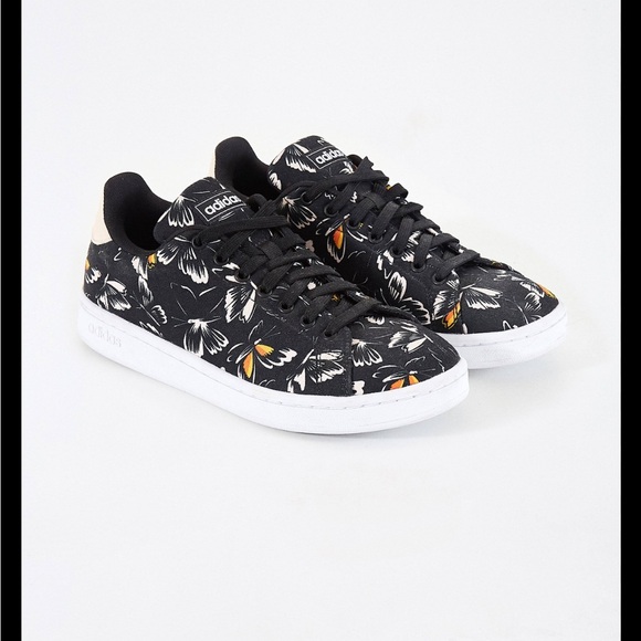 Adidas x FARM Rio Advantage Shoes - Picture 1 of 9